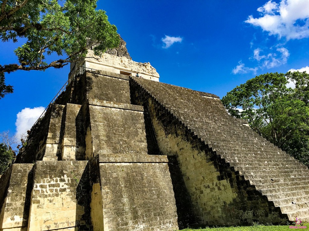 GU Tikal Temple Angle