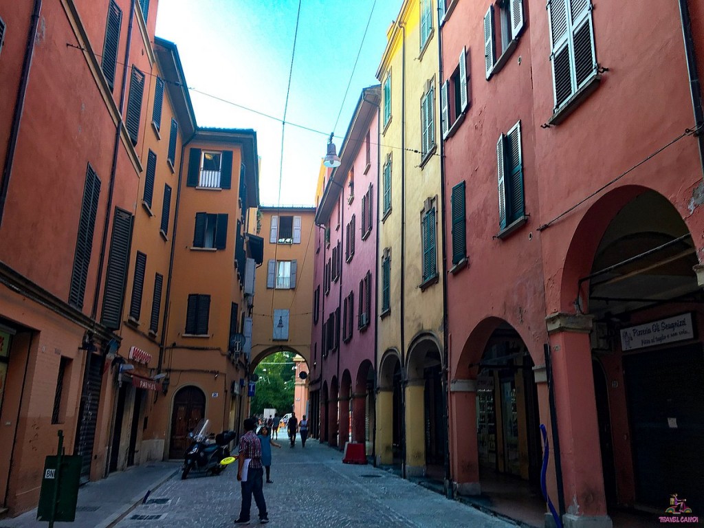 IT Bologna Colorful Arc