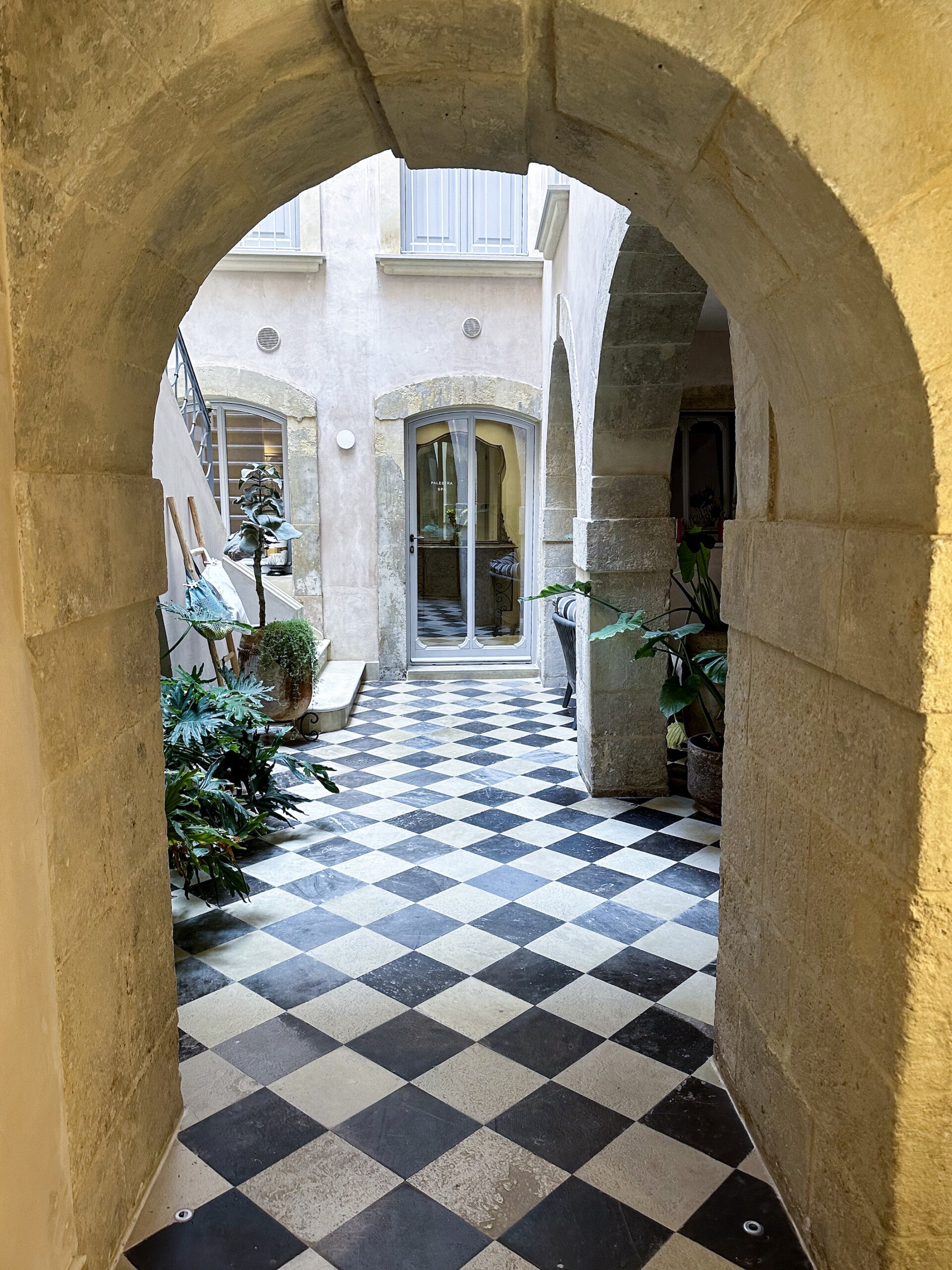 Ortigia Lume Entrance Hallway