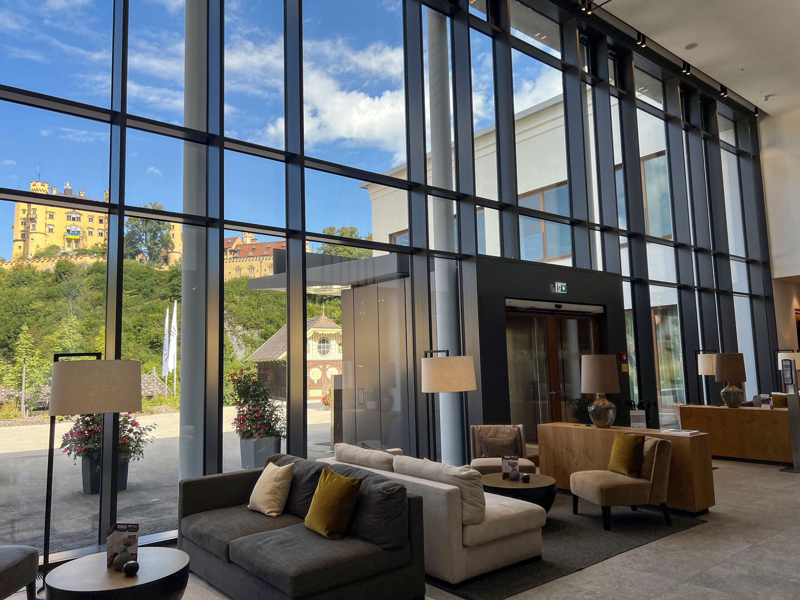 Ameron Alpsee Lobby Seating