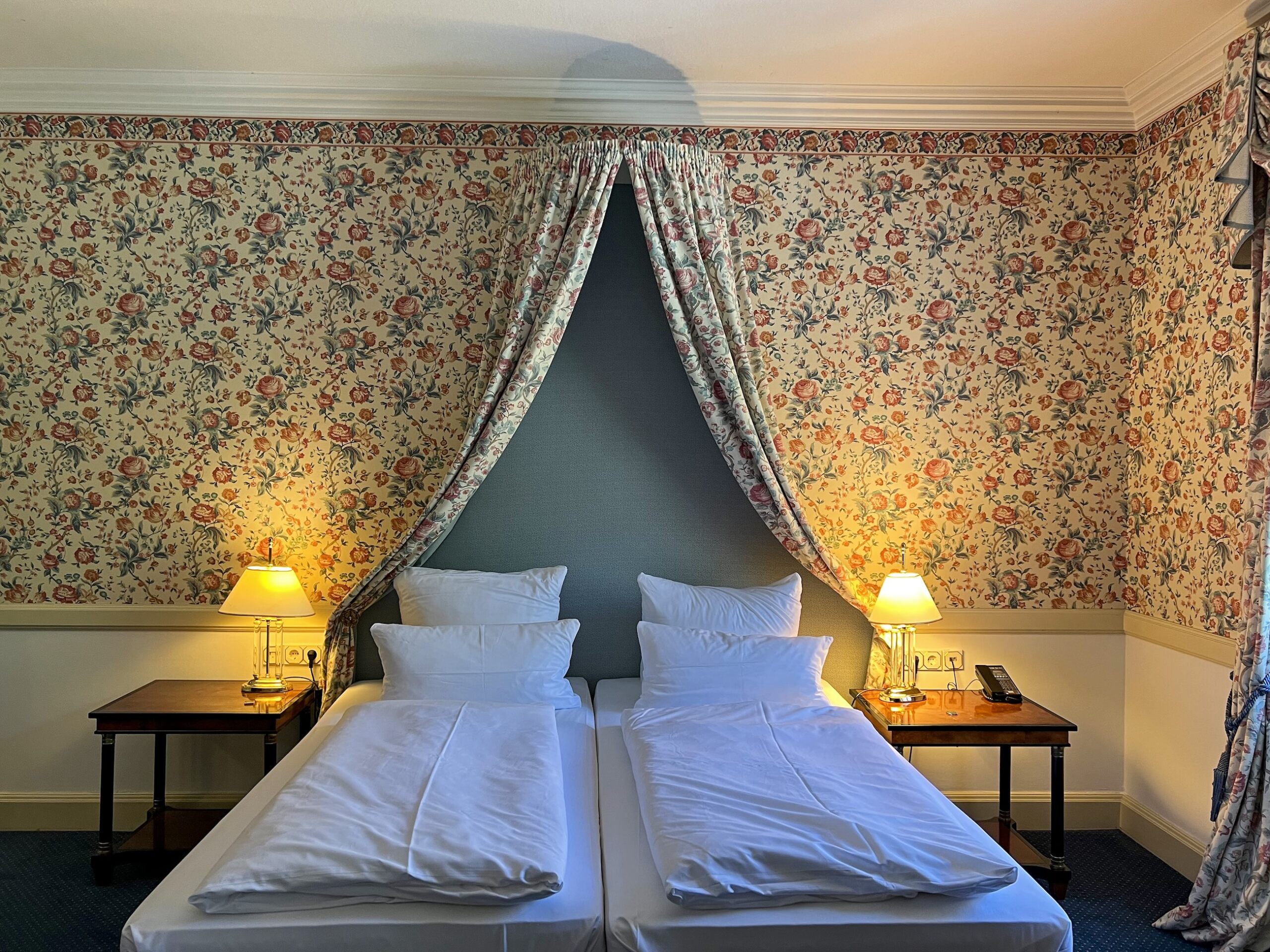 Ameron Room Bed